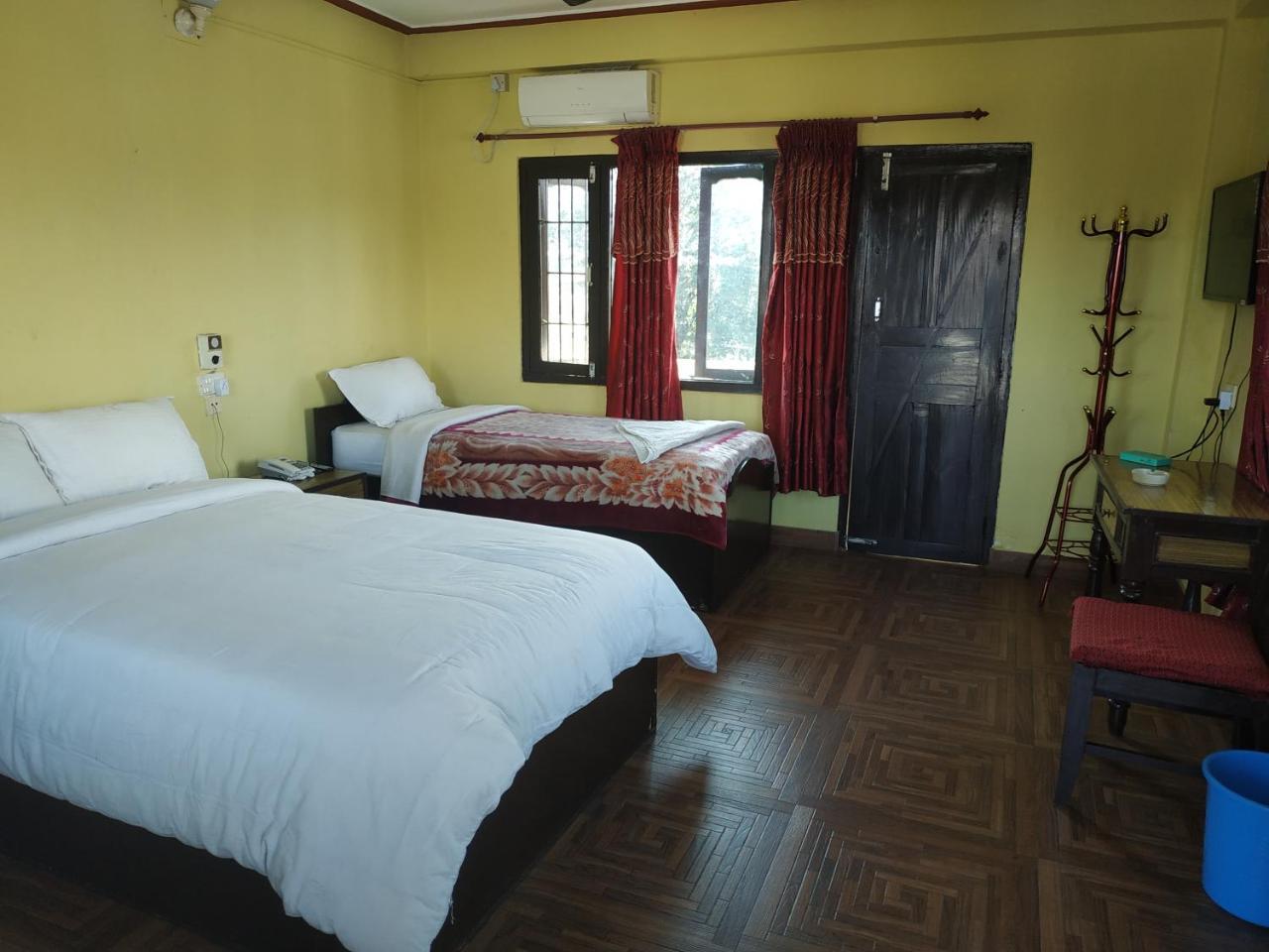 Trekkers Lodge Pokhara Luaran gambar